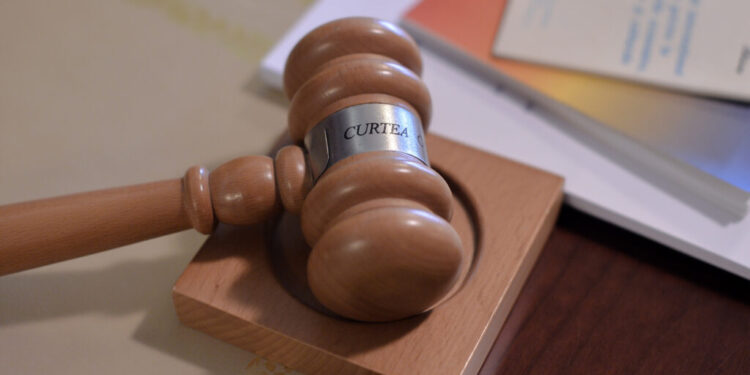 judecatorii-se-plang-de-numarul-mare-de-dosare-aflate-pe-rol:-nivel-fara-precedent