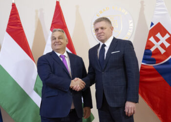 ungaria-si-slovacia-au-incetat-sa-livreze-combustibil-diesel-ucrainei-din-cauza-intreruperii-furnizarii-de-petrol-prin-conducta-drujba