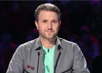 de-ce-unii-copii-sufera-pe-termen-lung-cand-un-parinte-lipseste,-iar-altii-cresc-echilibrati?-lectia-discreta-din-povestea-lui-andi-moisescu-–-hotnews.ro