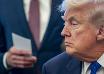 reactia-lui-trump-dupa-decizia-curtii-supreme:-voi-semna-un-ordin-de-impunere-a-unui-tarif-global-de-10%