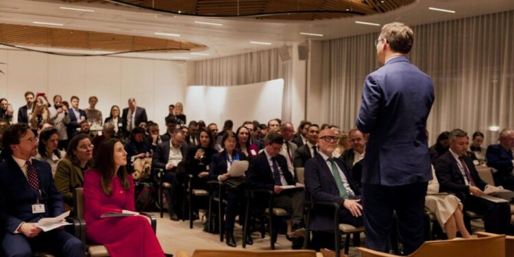 propunerile-lui-victor-negrescu-pentru-sustinerea-imm-urilor:-acces-simplificat-la-fonduri-fara-birocratie-excesiva