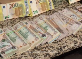 platile-cu-bani-cash-ar-putea-fi-limitate.-uniunea-europeana-pregateste-o-schimbare-importanta-privind-utilizarea-numerarului