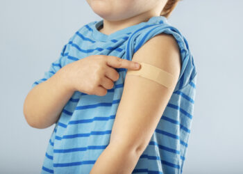 cifre-alarmante-privind-vaccinarea-copiilor,-avertizeaza-ministrul-sanatatii:-cine-raspunde,-de-fapt,-pentru-copiii-morti-de-rujeola-nevaccinati?-–-hotnews.ro