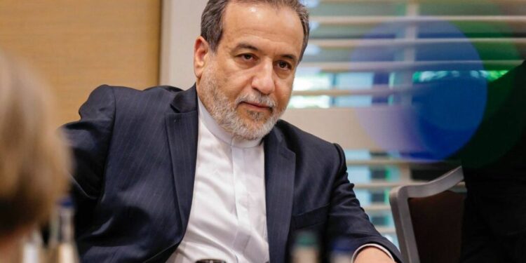 ministrul-iranian-de-externe-despre-un-acord-cu-sua:-exista-o-sansa-sa-ajungem-la-o-solutie-diplomatica