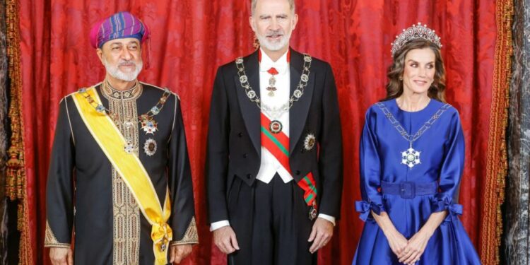 familia-regala-spaniola-isi-mareste-veniturile:-ce-salarii-anuale-vor-incasa-regele-felipe-al-vi-lea-si-regina-letizia