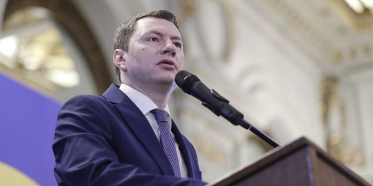 viceguvernatorul-bnr-sare-sa-apere-masurile-de-austeritate-ale-lui-bolojan:-masurile-de-ajustare-bugetara-au-devenit-imperative