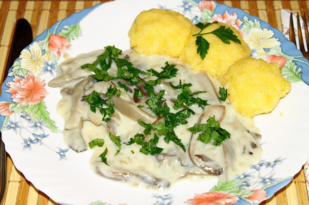 mancare-delicioasa,-ieftina-si-satioasa-in-cel-mai-scump-post-mare-din-istoria-post-decembrista.-ce-poti-face-cu-doar-15-lei