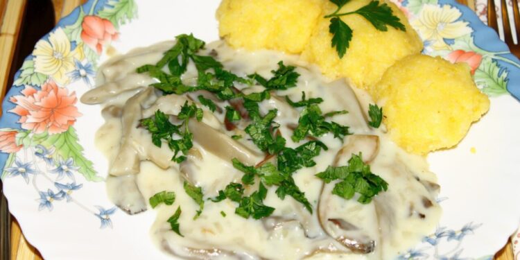 mancare-delicioasa,-ieftina-si-satioasa-in-cel-mai-scump-post-mare-din-istoria-post-decembrista.-ce-poti-face-cu-doar-15-lei