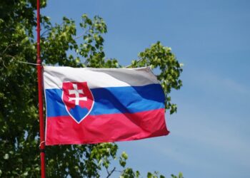 slovacia:-opozitia-il-acuza-pe-premierul-fico-de-tradare-dupa-ce-a-oprit-livrarile-de-energie-catre-ucraina