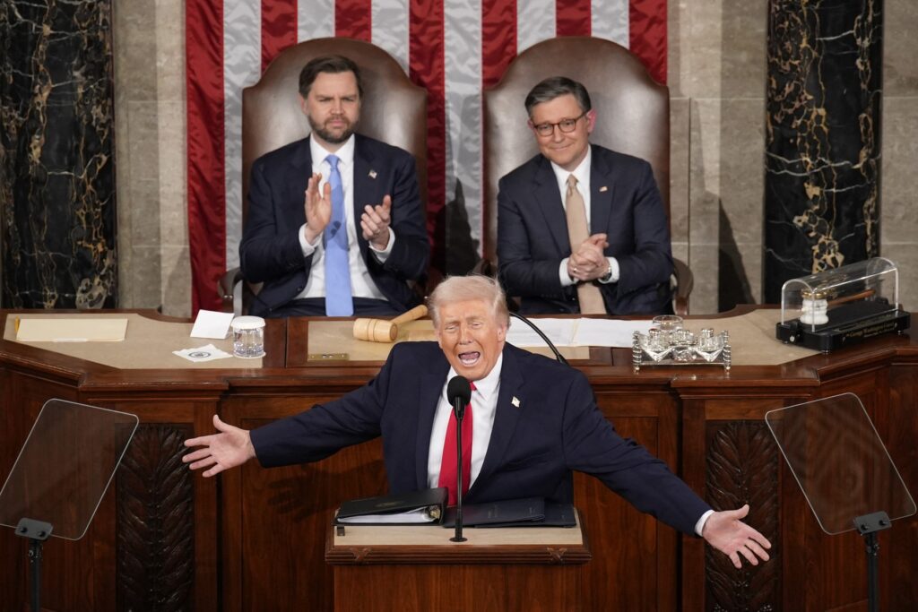 live-aceasta-este-epoca-de-aur-a-americii-anuntul-lui-donald-trump,-intr-un-discurs-cu-miza-uriasa-tinut-in-congresul-sua-–-hotnews.ro