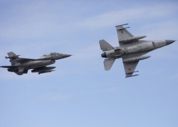 ultima-ora-armata-a-ridicat-doua-avioane-de-lupta-f-16,-dupa-ce-o-drona-a-intrat-in-spatiul-aerian-romanesc,-in-timpul-noilor-atacuri-rusesti-asupra-porturilor-de-la-dunare-–-hotnews.ro