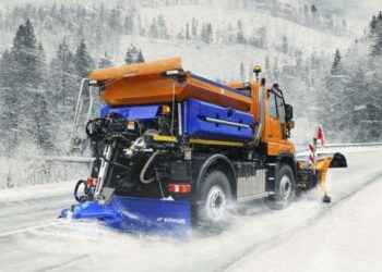 dotari-sf-pe-drumurile-dintr-un-judet:-senzori-pentru-monitorizarea-vremii-si-a-traficului-si-un-utilaj-pentru-intretinere/deszapezire/curatenie