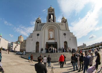 foto-vaticanul-surprinde-cu-o-referinta-neobisnuit-de-directa-la-razboiul-din-ucraina-–-hotnews.ro