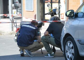 camorra-a-transformat-un-spital-din-napoli-intr-o-sursa-de-bani-cadavre-transportate-cu-ambulanta-ca-si-cum-ar-fi-fost-in-viata-–-hotnews.ro