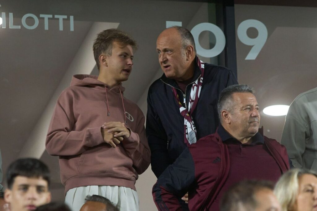 fiul-lui-dan-sucu,-director-in-cadrul-unui-mare-dezvoltator-imobiliar.-matei-sucu-a-renuntat-recent-la-fotbal-pentru-afaceri