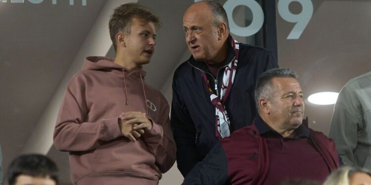 fiul-lui-dan-sucu,-director-in-cadrul-unui-mare-dezvoltator-imobiliar.-matei-sucu-a-renuntat-recent-la-fotbal-pentru-afaceri