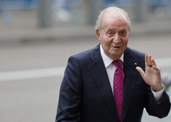 fostul-rege-al-spaniei,-juan-carlos,-rechemat-in-tara-dupa-mai-bine-de-cinci-ani-de-exil-recomandarea-facuta-de-actualul-monarh-–-hotnews.ro