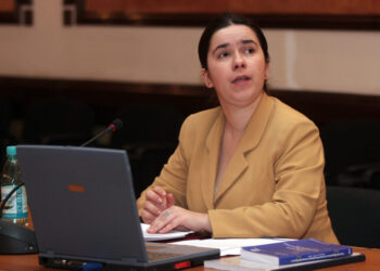 usr-critica-psd-care-nu-e-de-acord-cu-numirea-roxanei-rizoiu-pentru-avocatul-poporului:-au-primit-ceva-la-schimb