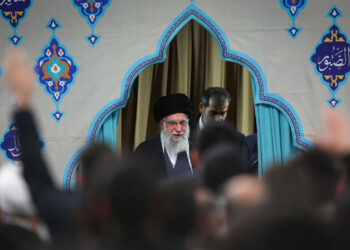 ultima-ora-iranul-a-anuntat-cine-este-acum-la-conducere-dupa-moartea-lui-khamenei-–-hotnews.ro