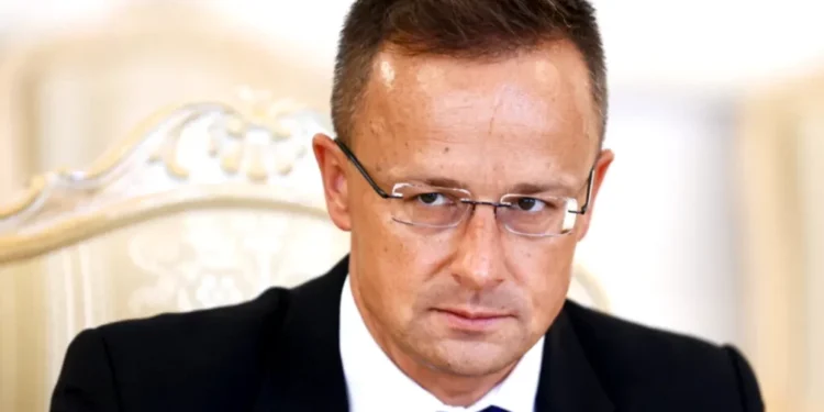 peste-4.000-de-maghiari-din-golf-solicita-protectie-consulara-dupa-atacurile-iraniene