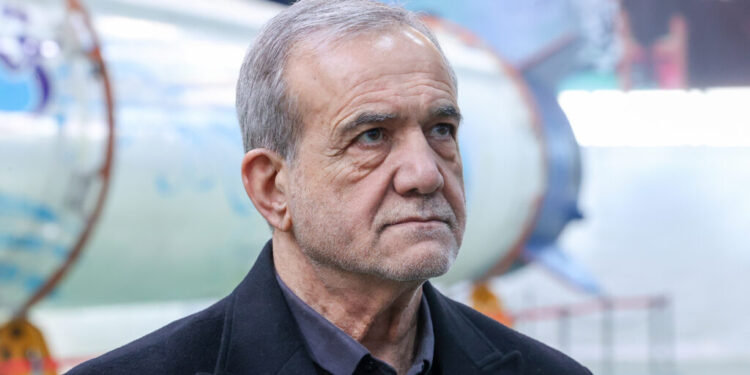 presedintele-iranian-sustine-ca-sua-si-israel-au-pornit-un-razboi-impotriva-musulmanilor-si-cere-razbunare