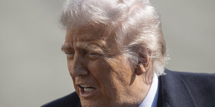 trump-spune-ca-se-asteapta-la-victime-dupa-atacurile-impotriva-iranului,-dar-in-final-va-fi-un-mare-beneficiu-pentru-lume