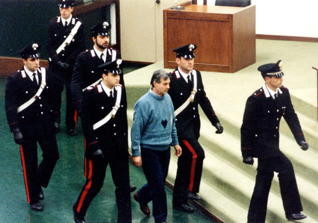 varcolacul,-un-cunoscut-cap-al-mafiei-siciliene,-a-murit-intr-o-inchisoare-de-inalta-securitate-–-hotnews.ro
