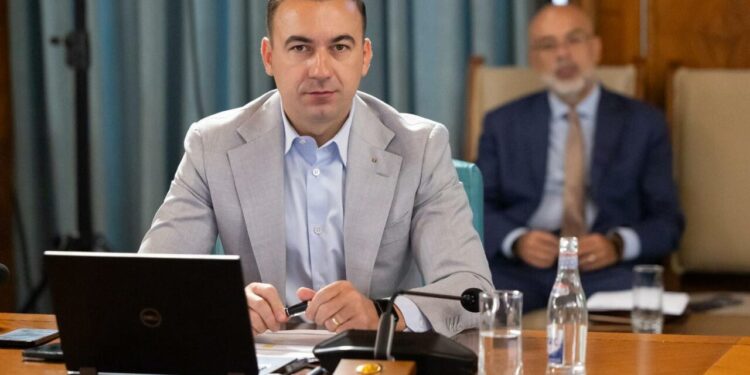 ce-se-intampla-cu-pretul-la-carburanti-in-romania,-dupa-izbucnirea-conflictului-din-iran.-ministrul-energiei:-„am-vorbit-cu-anpc,-am-luat-masuri”