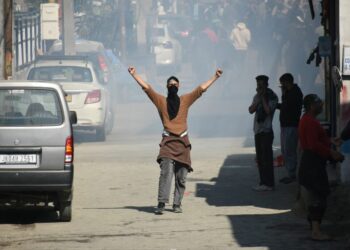 razboi-in-iran,-ziua-a-patra.-benjamin-netanyahu-respinge-ideea-unui-conflict-fara-sfarsit”-/-armata-israeliana-a-interceptat-doua-drone-din-liban-/-ministrul-apararii-din-arabia-saudita-anunta-interceptarea-a-opt-drone-langa-riad