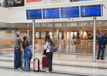 mai-multe-companii-aeriene-din-aceeasi-tara-anunta-reluarea-limitata-a-zborurilor-din-orientul-mijlociu-–-hotnews.ro