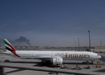 pe-langa-scolarii-din-vrancea,-alti-zeci-de-elevi-si-profesori-sunt-blocati-in-orientul-mijlociu-–-hotnews.ro