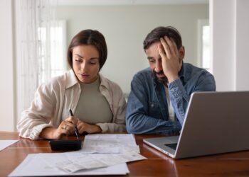 romanii-care-inchiriaza-spatii-catre-firme-au-o-problema-–-hotnews.ro