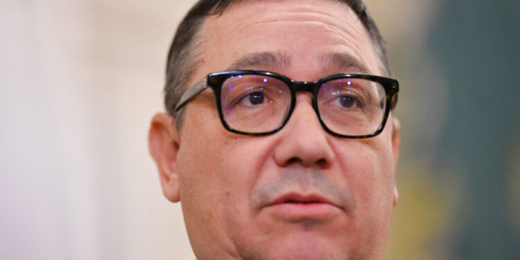 victor-ponta:-irina-este-acasa,-in-siguranta.-fostul-premier-detaliaza-repatrierea-fiicei-si-critica-interventia-mae