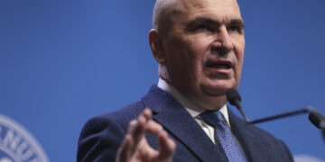 masurile-anuntate-de-ilie-bolojan-pentru-evacuarea-romanilor-din-orientul-mijlociu-inteleg-nerabdarea-si-ingrijorarea-celor-care-doresc-sa-revina-in-tara-–-hotnews.ro