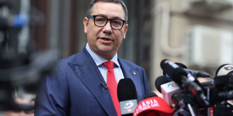 victor-ponta-a-explicat-cum-s-au-desfasurat-evenimentele-care-l-au-facut-sa-o-acuze-pe-oana-toiu-ca-blocheaza-repatrierea-fiicei-sale-–-hotnews.ro