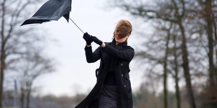 alerta-de-ultima-ora-de-la-anm:-rafale-de-80-km/h-si-schimbari-bruste-de-temperatura-–-hotnews.ro