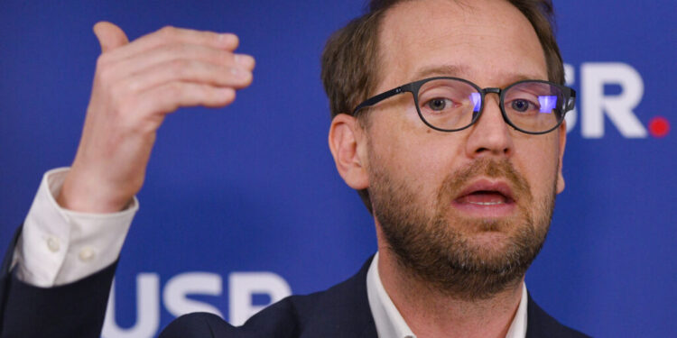 fritz-explica-gestionarea-mae-si-a-oanei-toiu-in-cazul-fiicei-lui-ponta:-trebuie-sa-oprim-aceasta-republica-a-privilegiatilor