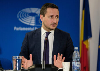 nicu-stefanuta-despre-drepturile-reproductive,-criza-locuintelor-si-bursele-sociale-pentru-tineri:-ue-poate-sa-intervina-pentru-sanatatea-integrala-a-femeii,-inclusiv-sanatatea-reproductiva”