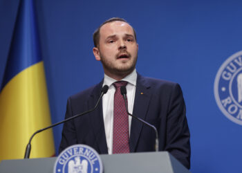 pacientul-isi-va-putea-vedea,-intr-un-final-apoteotic,-dupa-36-de-ani,-dosarul-electronic,-anunta-ministrul-sanatatii-–-hotnews.ro