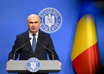 bolojan-avertizeaza-ca-amendamentele-la-buget-nu-trebuie-sa-repete-greseala-pe-care-am-facut-o-anii-trecuti.-unele-programe-sociale-ar-putea-fi-finantate-din-fonduri-europene