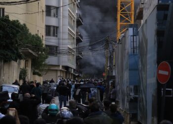 atacurile-israeliene-din-liban-se-intetesc-bombardamente-intense-la-beirut,-dincolo-de-bastioanele-hezbollah-–-hotnews.ro