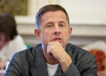 g4media:-hubert-thuma-lanseaza-un-avertisment-la-adresa-premierului-ilie-bolojan,-pe-fondul-tensiunilor-din-pnl-si-al-presiunilor-psd