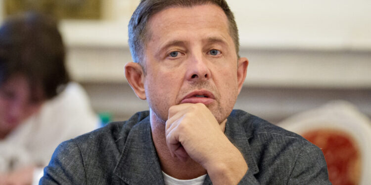 g4media:-hubert-thuma-lanseaza-un-avertisment-la-adresa-premierului-ilie-bolojan,-pe-fondul-tensiunilor-din-pnl-si-al-presiunilor-psd