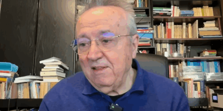 ion-cristoiu:-popasul-lui-zelenski-la-bucuresti-a-confirmat:-romania-e-satelit-al-ucrainei