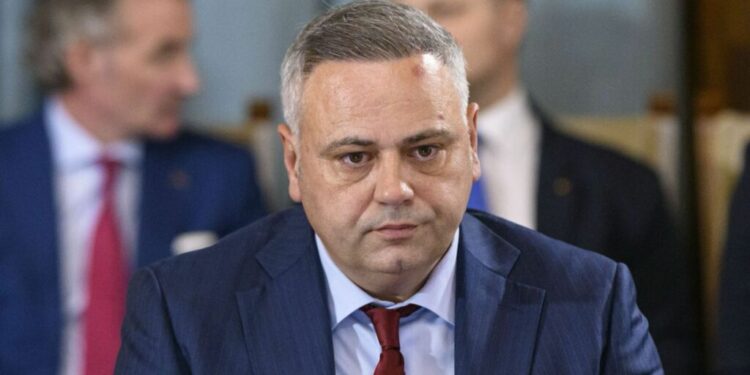 de-ce-ajung-fermierii-romani-sa-vanda-prin-firme-offshore-ca-sa-intre-in-supermarketuri.-ministrul-agriculturii-cere-interventia-consiliului-concurentei