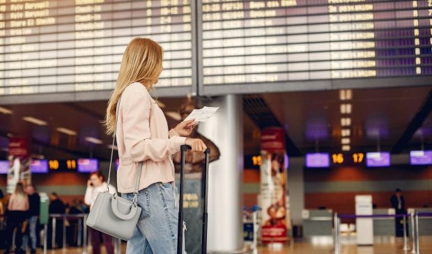 ce-se-intampla-cu-pretul-biletelor-de-avion-pe-fondul-razboiului-din-orientul-mijlociu.-de-ce-unele-sunt-mai-ieftine