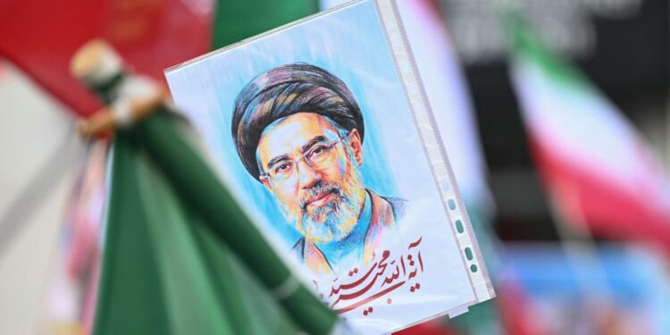 iranul-dezminte-ca-noul-lider-suprem-mojtaba-khamenei-este-ranit-nu-are-nicio-problema,-veti-vedea-curand-–-video-–-hotnews.ro