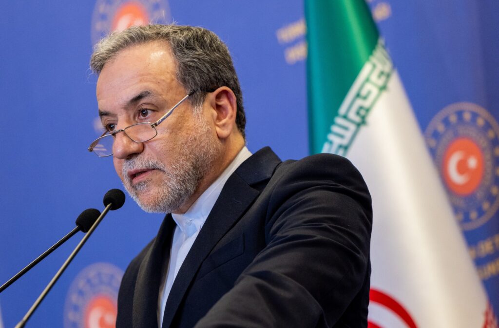 iranul-nu-vrea-sa-discute-cu-trump:-n-am-cerut-niciodata-o-incetare-a-focului,-nu-am-cerut-negocieri-–-hotnews.ro