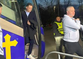 gestul-facut-de-mirel-radoi-la-sosirea-la-arena-nationala-il-diferentiaza-total-de-elias-charalambous