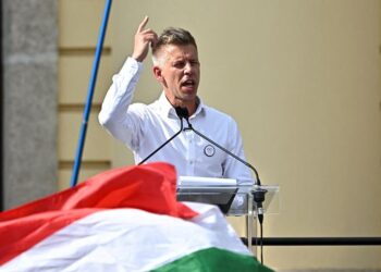 ungaria-e-parte-din-occident,-din-ue-si-din-nato,-transmite-liderul-opozitiei,-peter-magyar,-la-un-miting-electoral-–-hotnews.ro